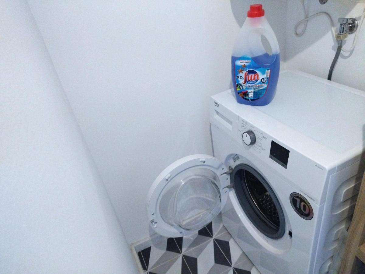 Santa Catarina Patio Apartment - With Washer Machine Porto Exterior photo